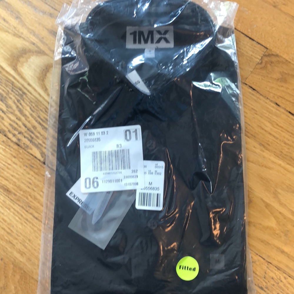 Brand new men’s express black button up